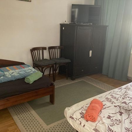 Donau Apartman,Tát Ngoại thất bức ảnh