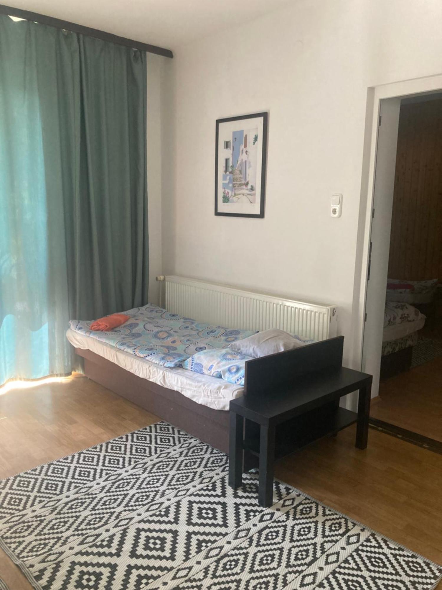 Donau Apartman,Tát Ngoại thất bức ảnh